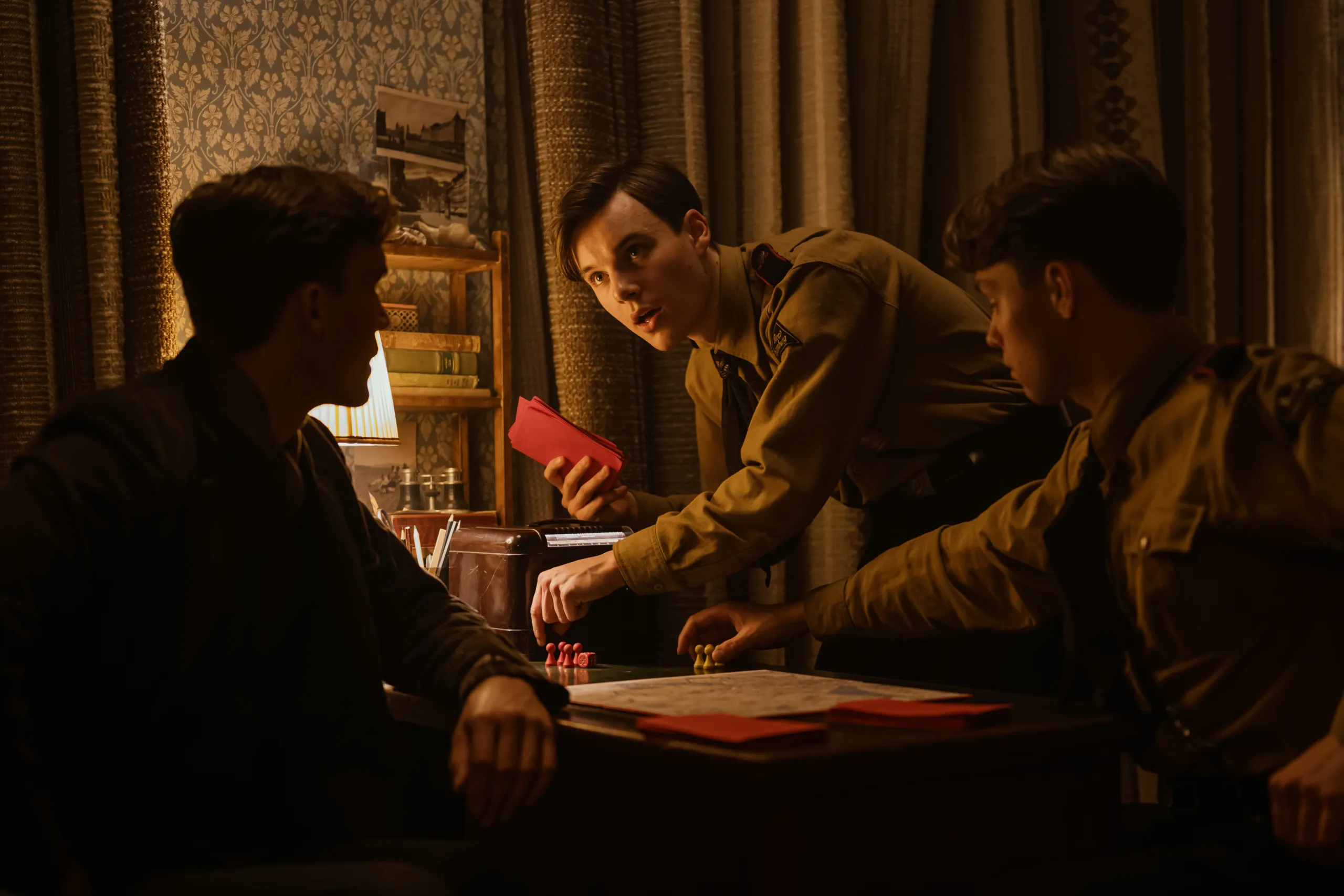 Ewan Horrocks, Ferdinand McKay & Daf Thomas, Truth & Treason